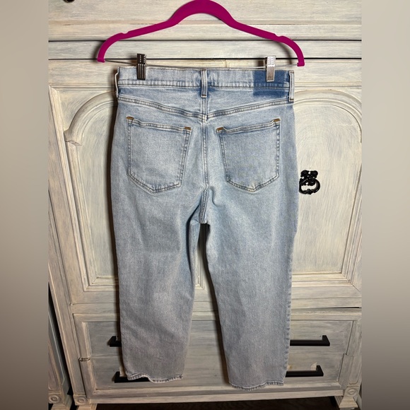 Abercrombie Ultra High Rise Ankle Straight Jean Light Wash Comfort Stretch Basic - Picture 11 of 12